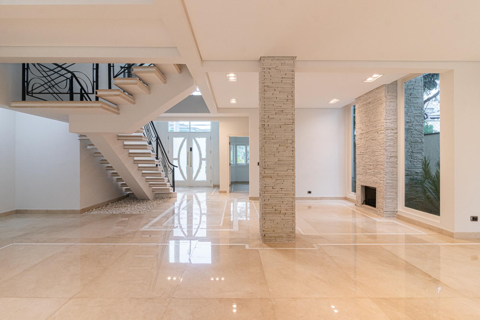 Área de convivência casa à venda em Alpha Plus, Alphaville, Barueri — 2 suítes, 500 m² — imagem 6 de 36