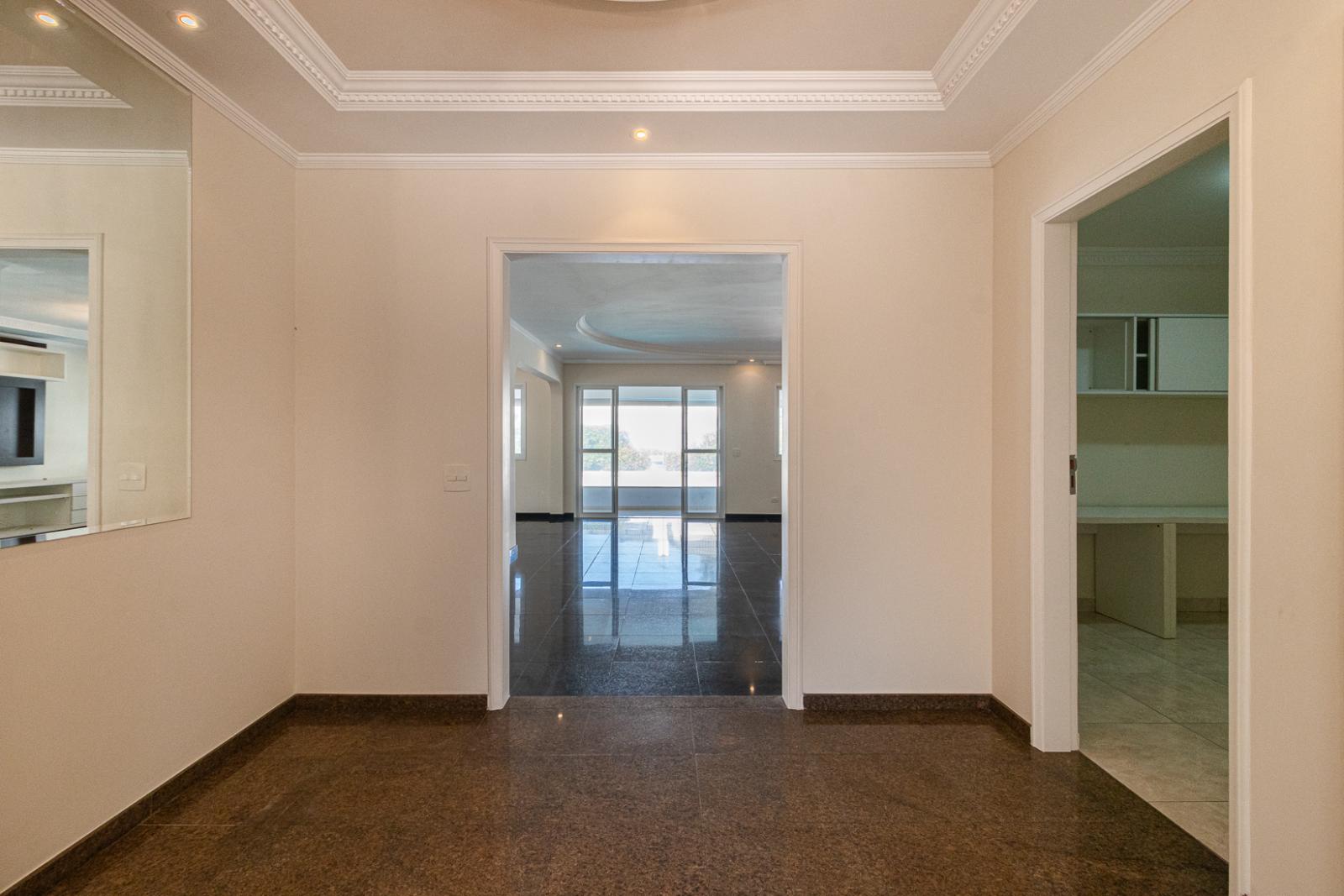 Sala de estar casa para alugar em Alphaville Residencial 2, Alphaville, Barueri — 4 suítes, 500 m² — imagem 2 de 37