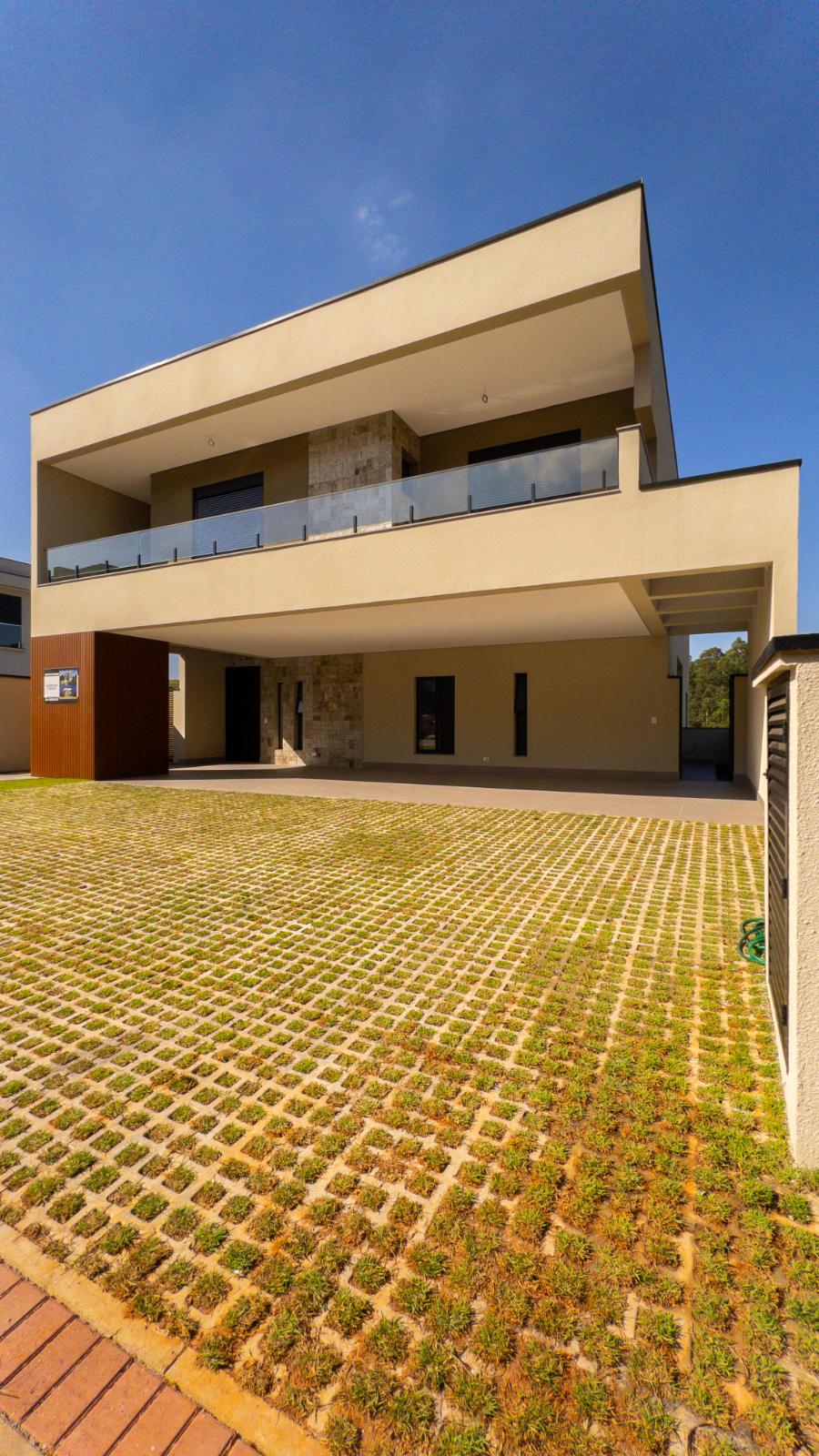 Cozinha e área gourmet casa à venda em Itahye Residencial, Alphaville, Barueri — 5 suítes, 420 m² — imagem 3 de 38