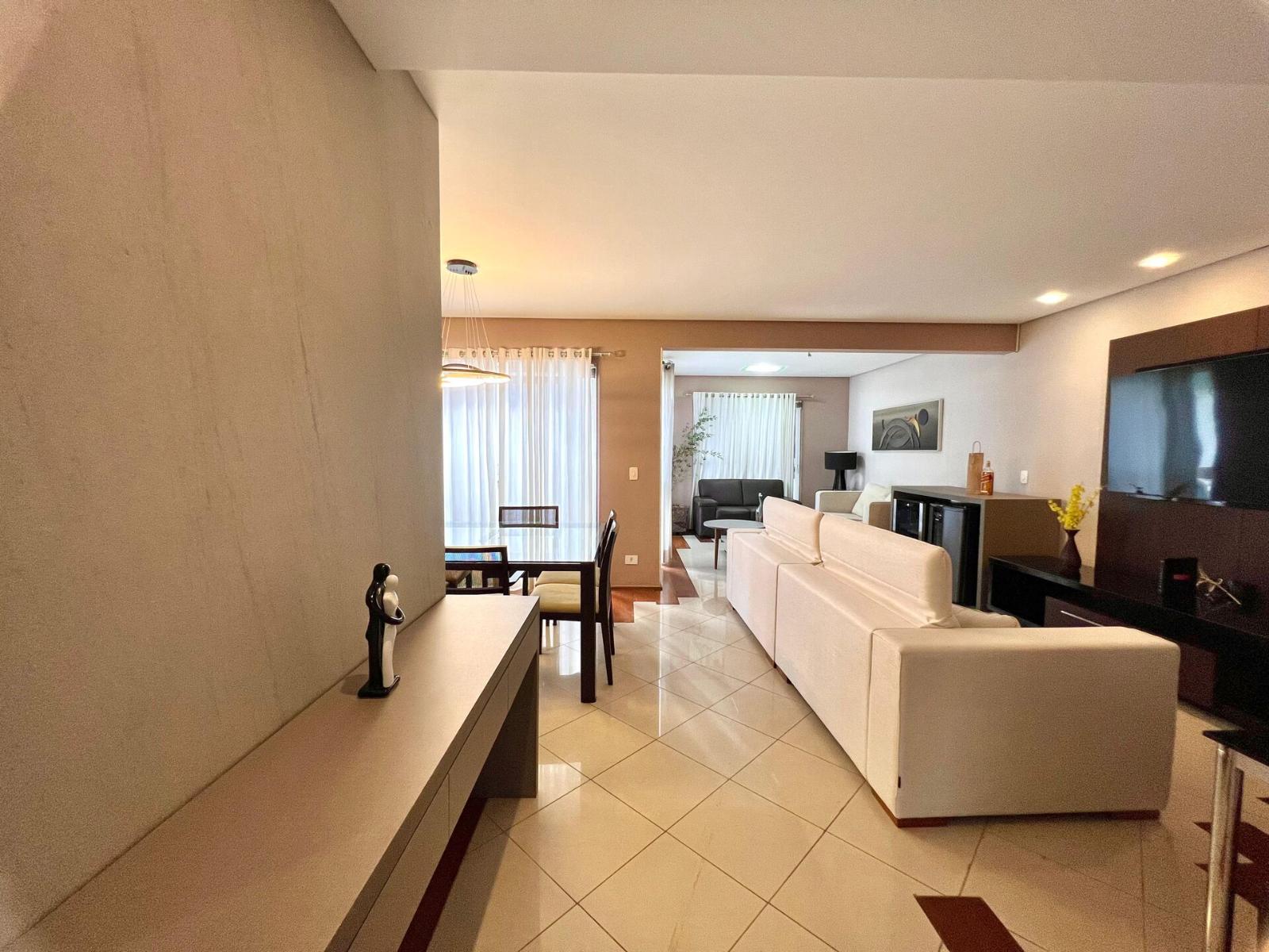 Cozinha e área gourmet casa à venda ou para alugar em Tambore 4, Santana de Parnaíba — 1 suíte, 200 m² — imagem 3 de 33