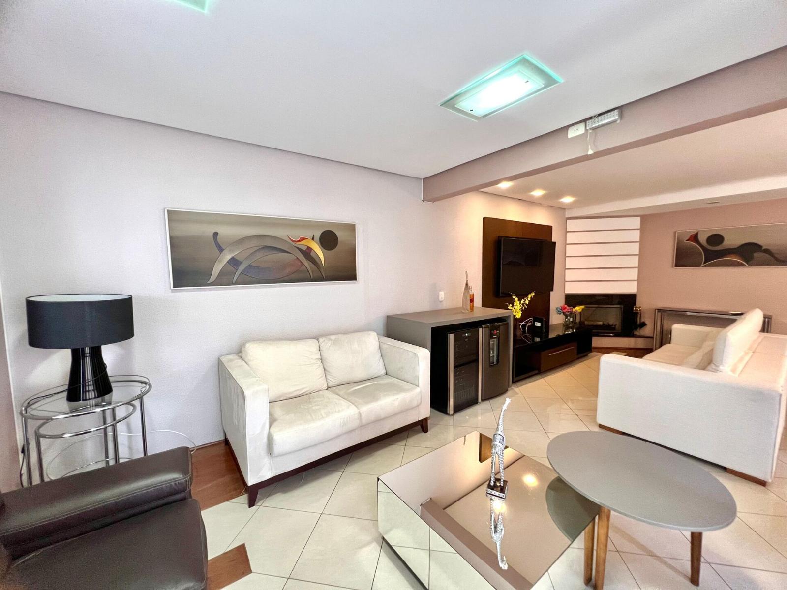 Área de convivência casa à venda ou para alugar em Tambore 4, Santana de Parnaíba — 1 suíte, 200 m² — imagem 6 de 33