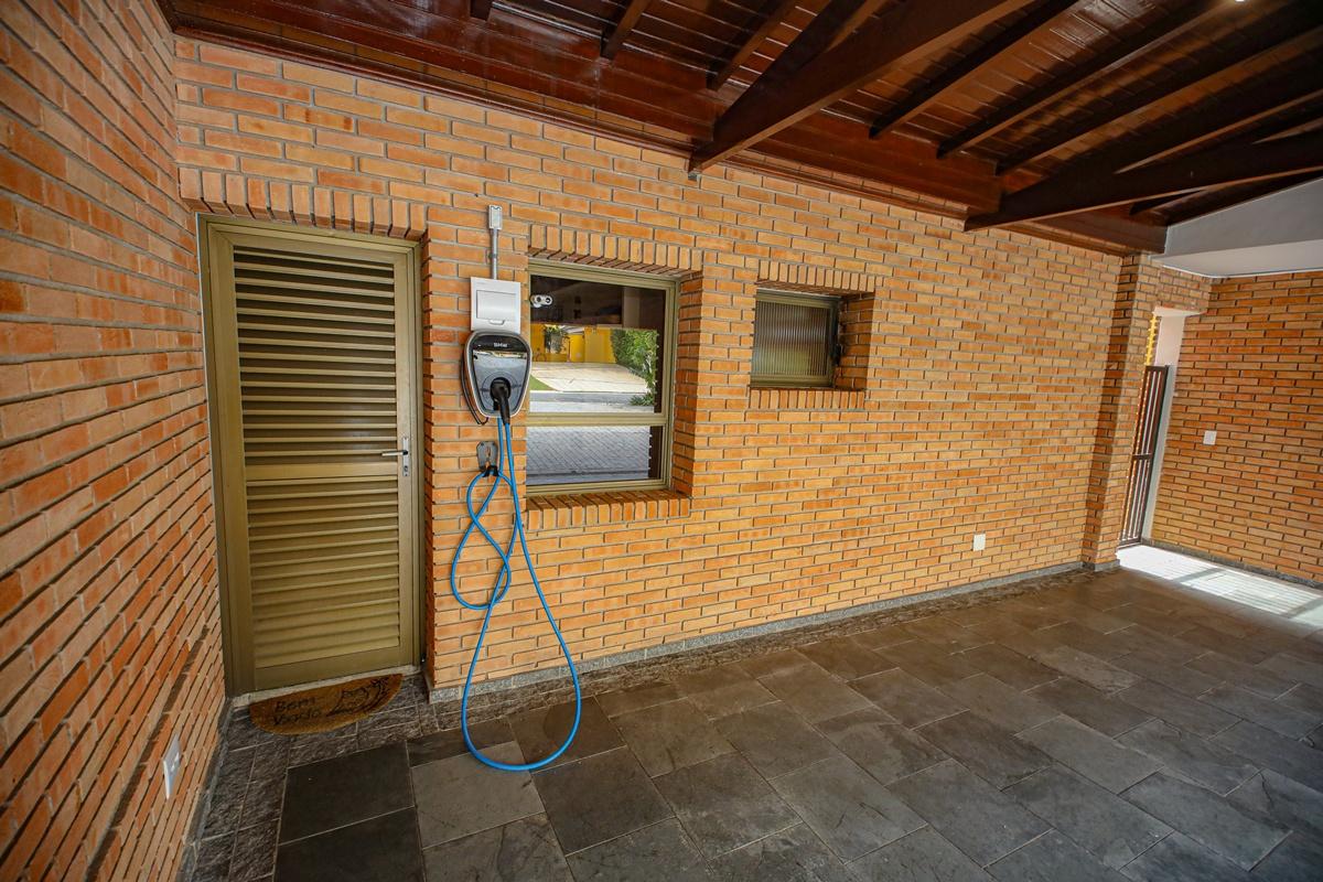 Área de convivência casa à venda em Alphaville Residencial 12, Alphaville, Santana de Parnaíba — 4 suítes, 560 m² — imagem 6 de 34