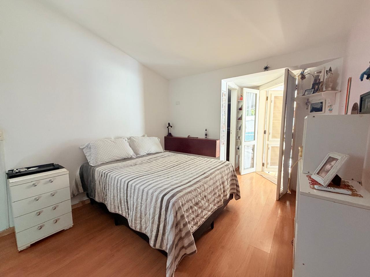 Área de convivência casa à venda em Barueri — 4 suítes, 560 m² — imagem 6 de 14