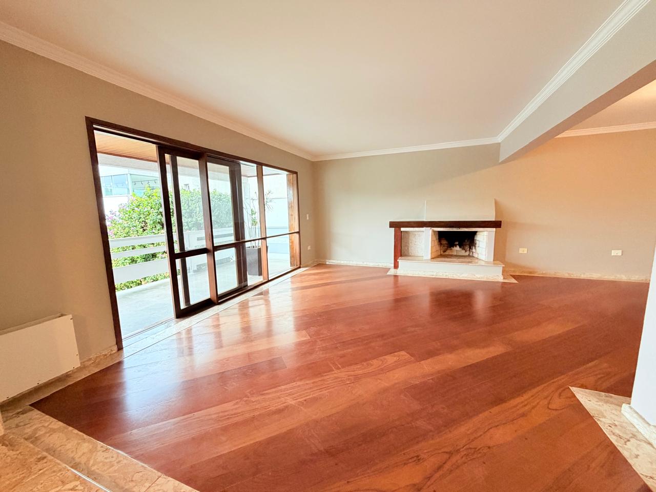 Cozinha e área gourmet casa_condominio para alugar em Alphaville Residencial 1, Alphaville, Barueri — 2 suítes, 560 m² — imagem 3 de 18