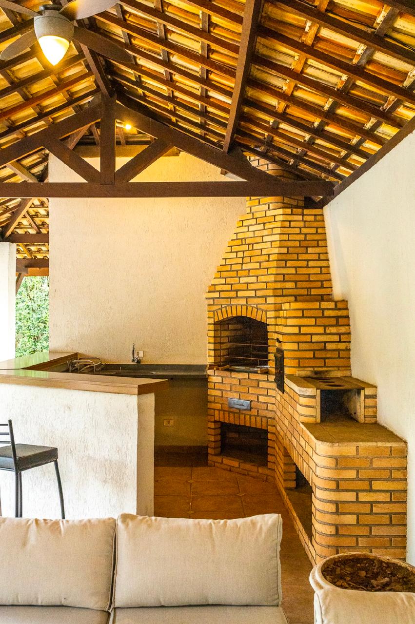 Piscina e área externa casa à venda em Tambore 3, Alphaville, Santana de Parnaíba — 4 suítes, 900 m² — imagem 5 de 17