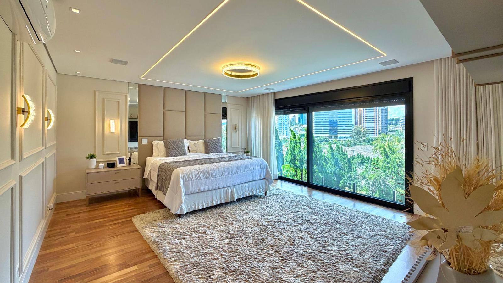 Sala de estar casa à venda em 18 do Forte, Alphaville, Santana de Parnaíba — 6 suítes, 490 m² — imagem 2 de 18