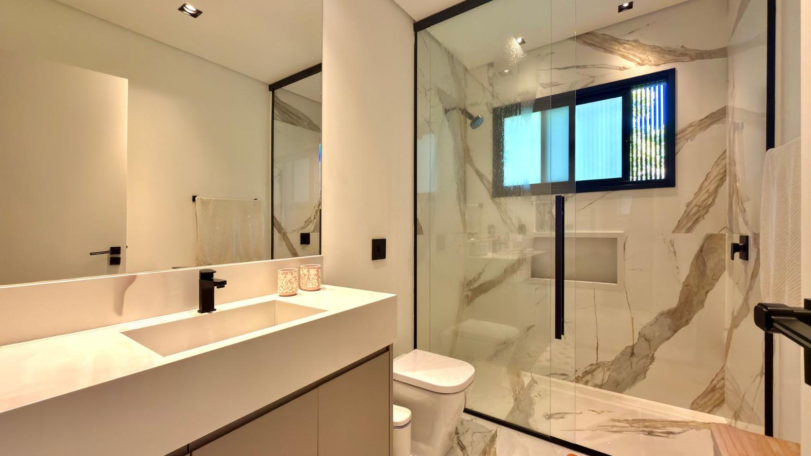 Cozinha e área gourmet casa à venda em Tambore 2, Alphaville, Santana de Parnaíba — 5 suítes, 962 m² — imagem 3 de 18