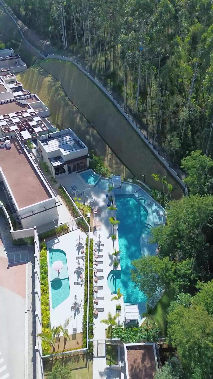 Cozinha e área gourmet casa à venda em Condominio Singular, Alphaville, Santana de Parnaíba — 3 suítes, 230 m² — imagem 3 de 14