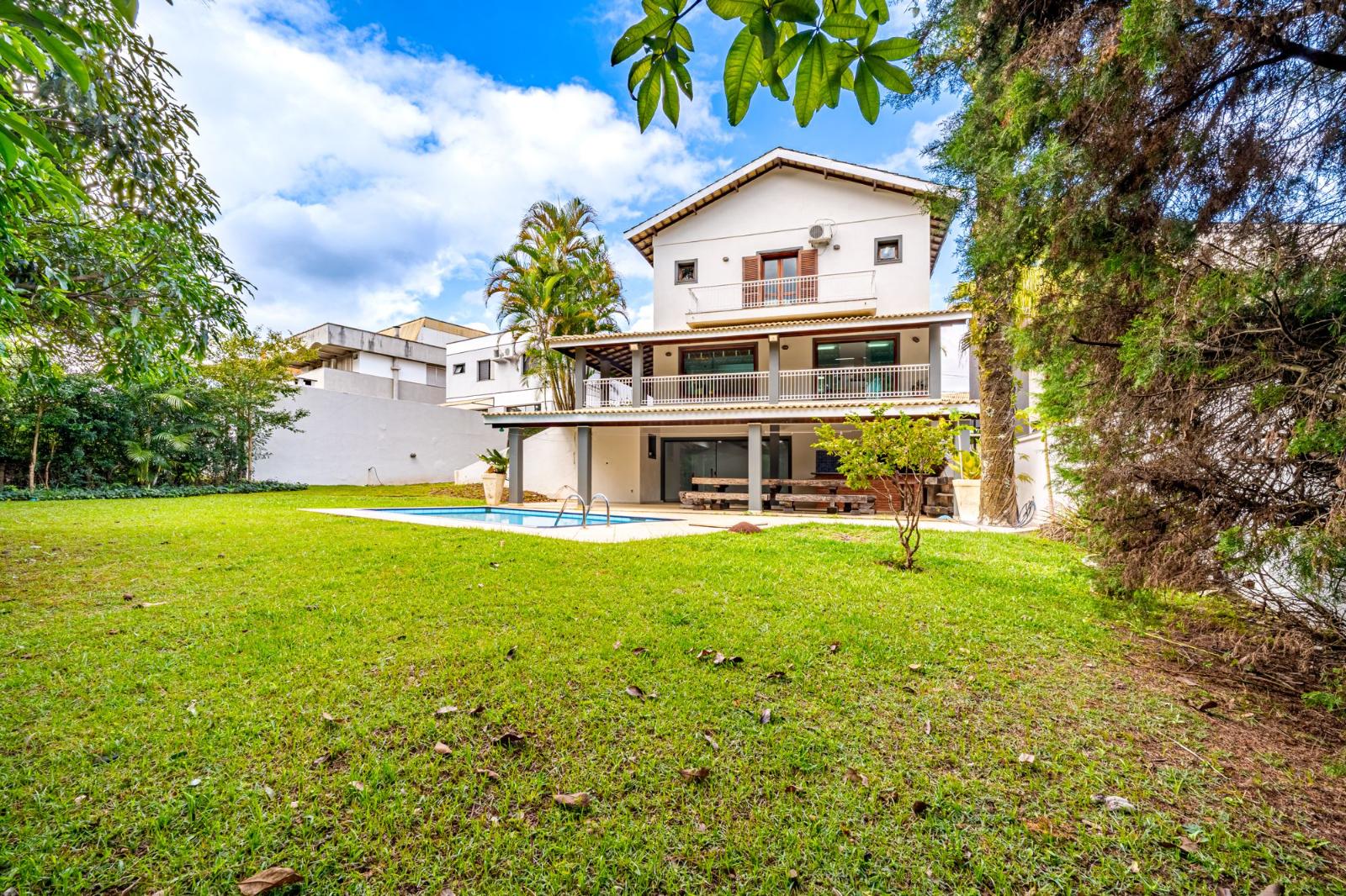 Cozinha e área gourmet casa à venda em Alphaville Residencial 6, Alphaville, Santana de Parnaíba — 1 suíte, 1000 m² — imagem 3 de 18