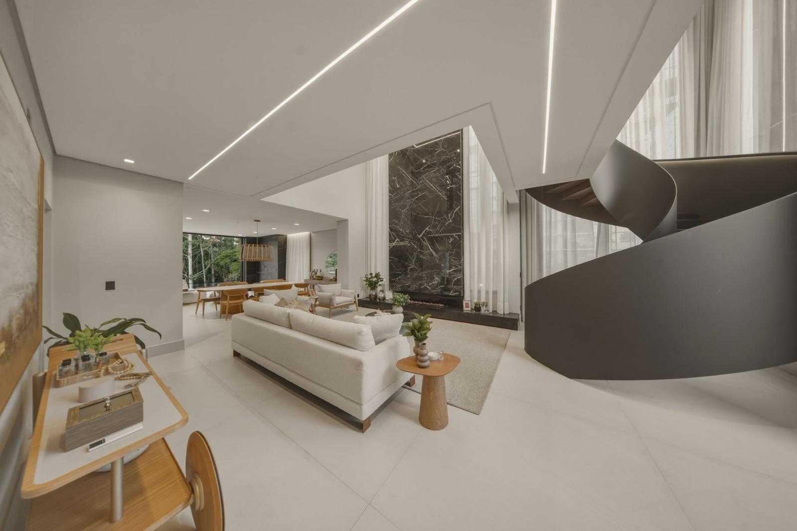 Suíte principal casa à venda em Tambore 11, Alphaville, Santana de Parnaíba — 4 suítes, 450 m² — imagem 4 de 18