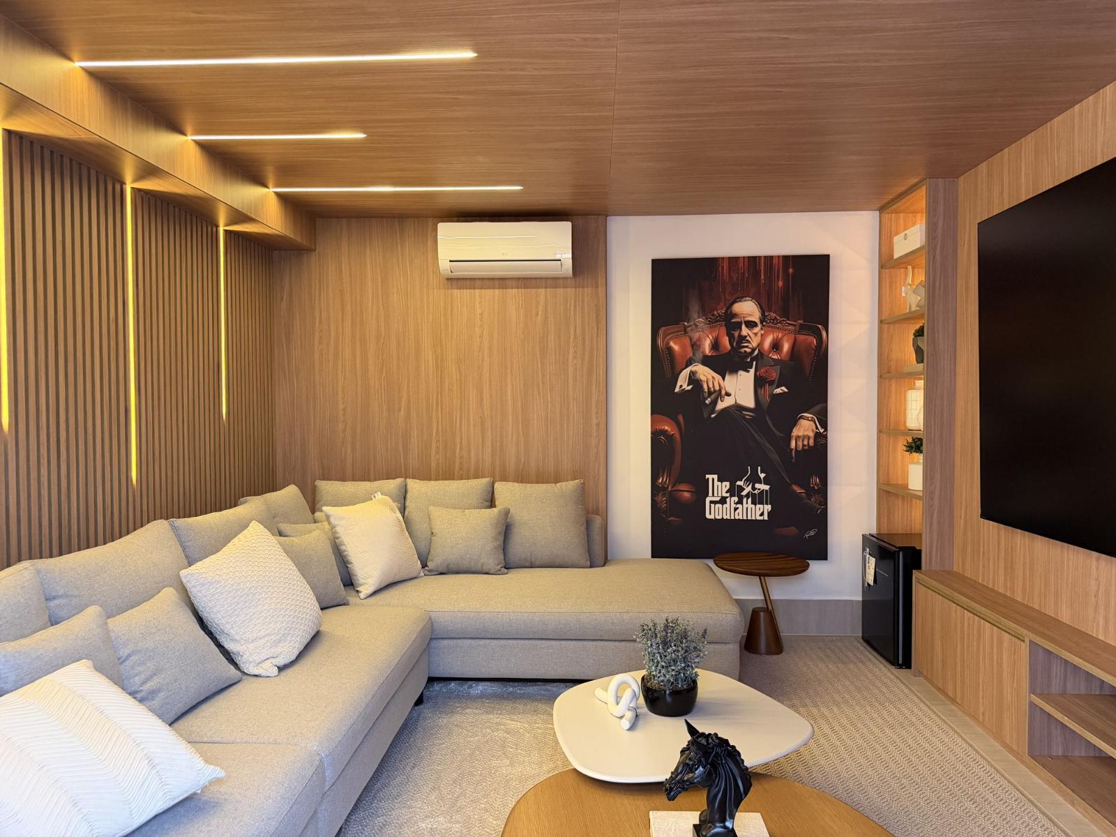 Área de convivência casa à venda em Alphaville Residencial 2, Alphaville, Barueri — 5 suítes, 840 m² — imagem 6 de 18