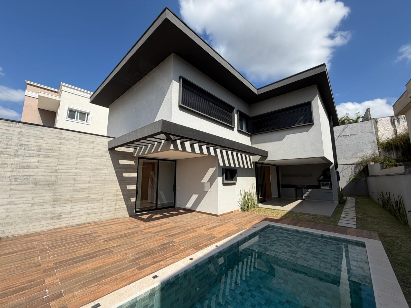 Suíte principal casa à venda em Burle Marx, Alphaville, Santana de Parnaíba — 4 suítes, 360 m² — imagem 4 de 18