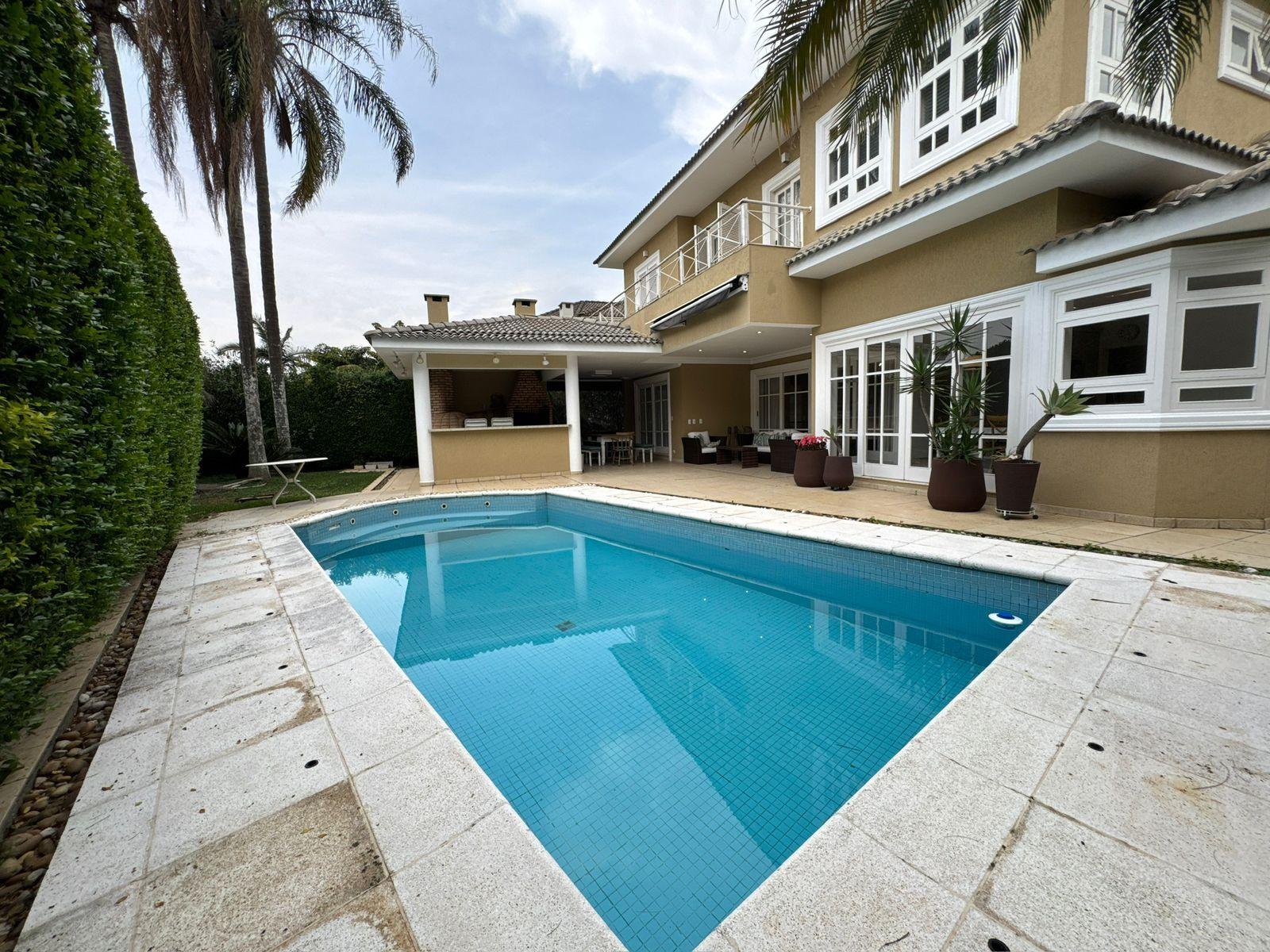 Sala de estar casa à venda em Tambore 2, Tamboré, Santana de Parnaíba — 4 suítes, 740 m² — imagem 2 de 18