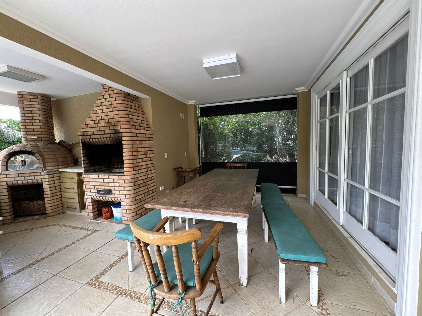 Piscina e área externa casa à venda em Tambore 2, Tamboré, Santana de Parnaíba — 4 suítes, 740 m² — imagem 5 de 18
