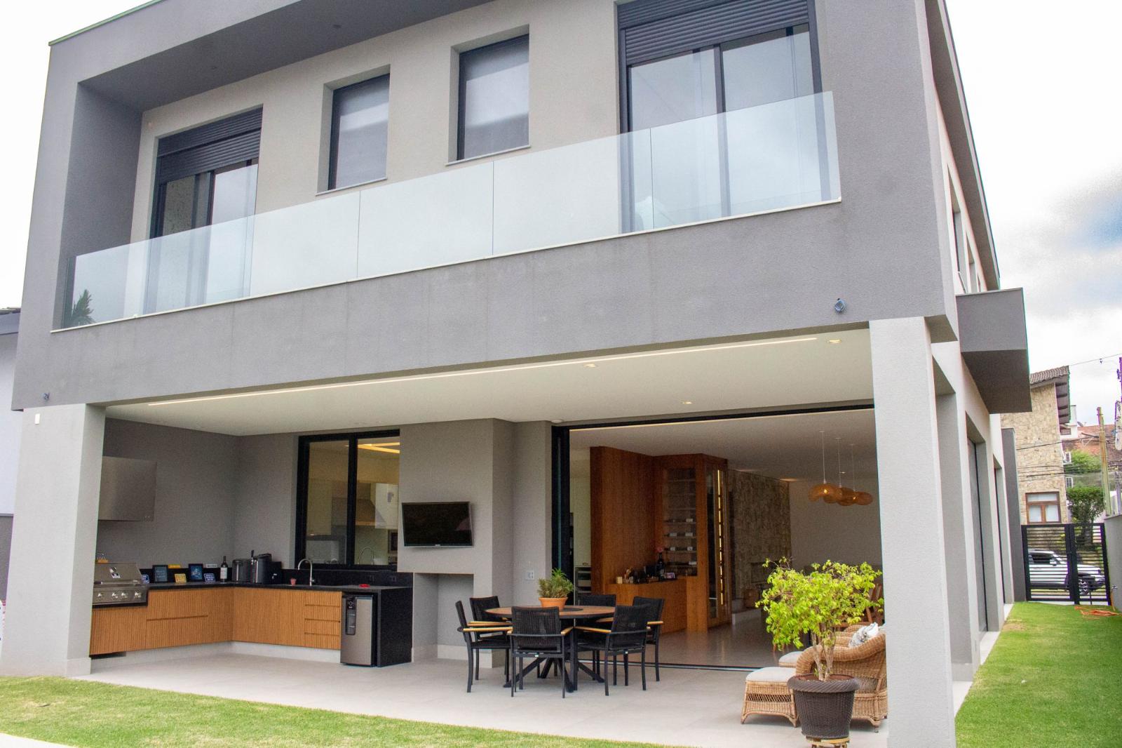 Sala de estar casa à venda em Alphaville Residencial 6, Alphaville, Santana de Parnaíba — 4 suítes, 420 m² — imagem 2 de 18