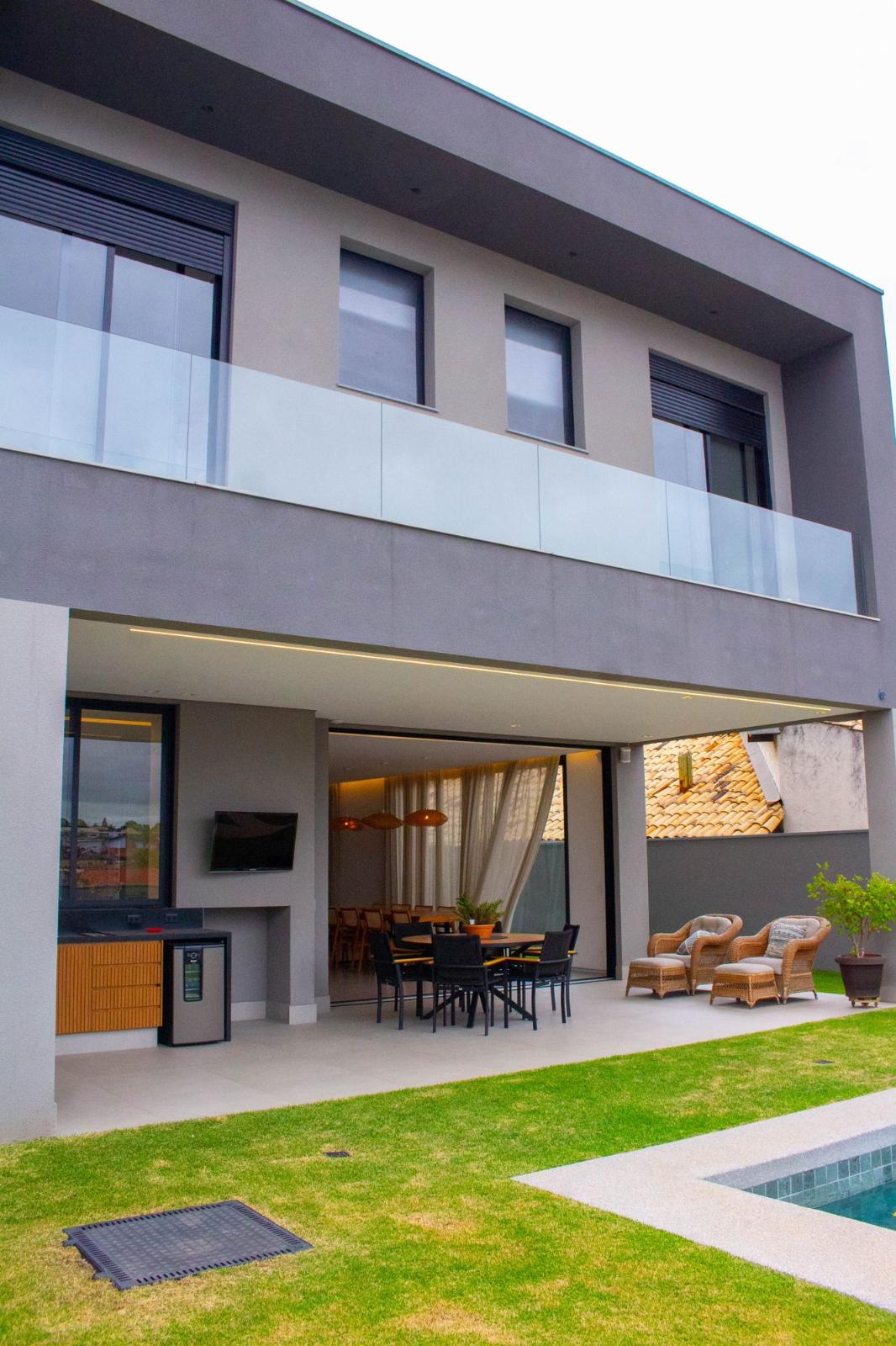 Cozinha e área gourmet casa à venda em Alphaville Residencial 6, Alphaville, Santana de Parnaíba — 4 suítes, 420 m² — imagem 3 de 18