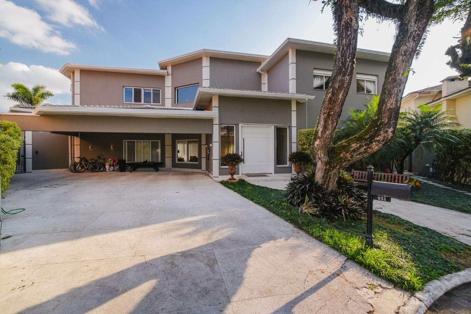 Fachada casa à venda em Alphaville Residencial 12, Alphaville, Santana de Parnaíba — 4 suítes, 1100 m² — imagem 1 de 18