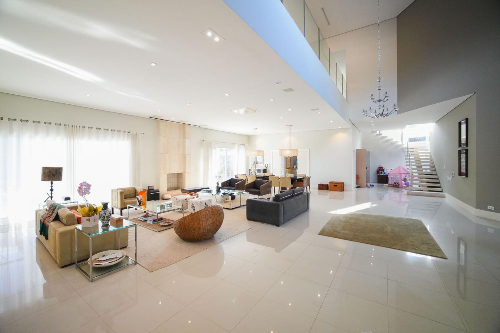 Área de convivência casa à venda em Alphaville Residencial 12, Alphaville, Santana de Parnaíba — 4 suítes, 1100 m² — imagem 6 de 18