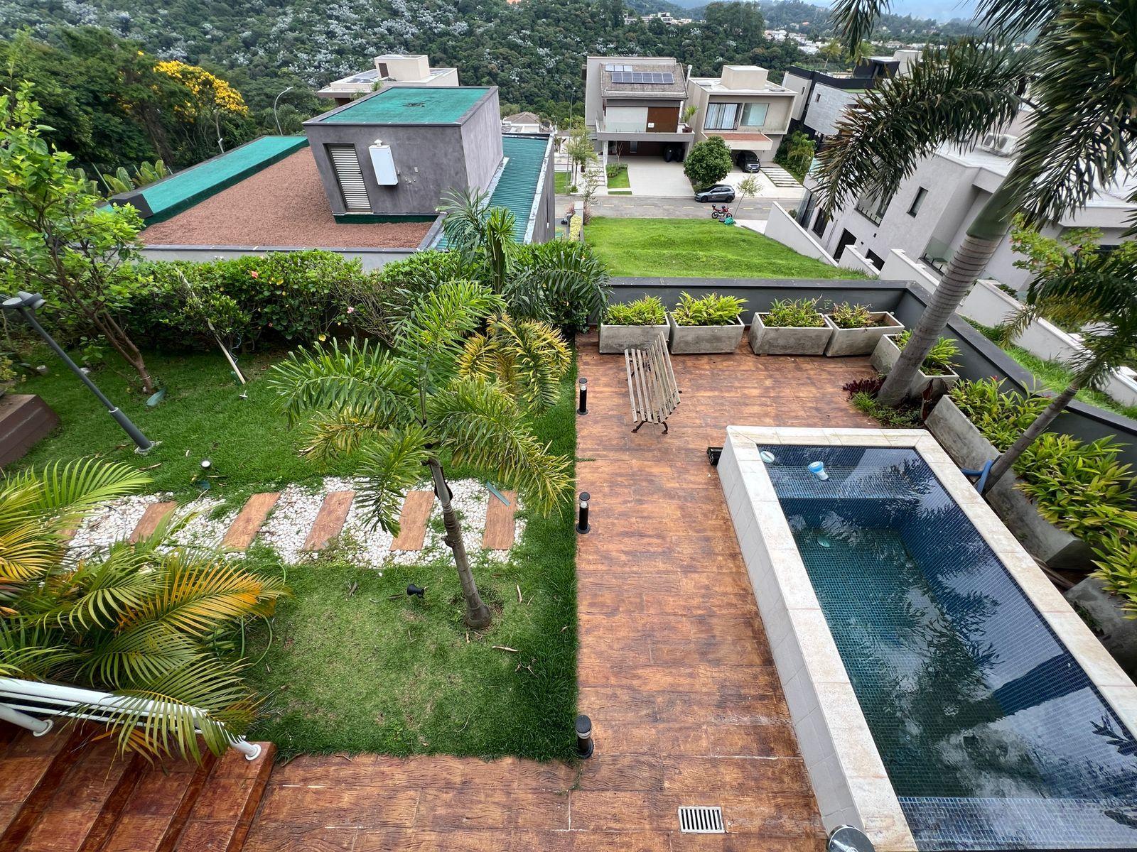 Cozinha e área gourmet casa à venda em Genesis 2, Alphaville, Santana de Parnaíba — 3 suítes, 300 m² — imagem 3 de 18