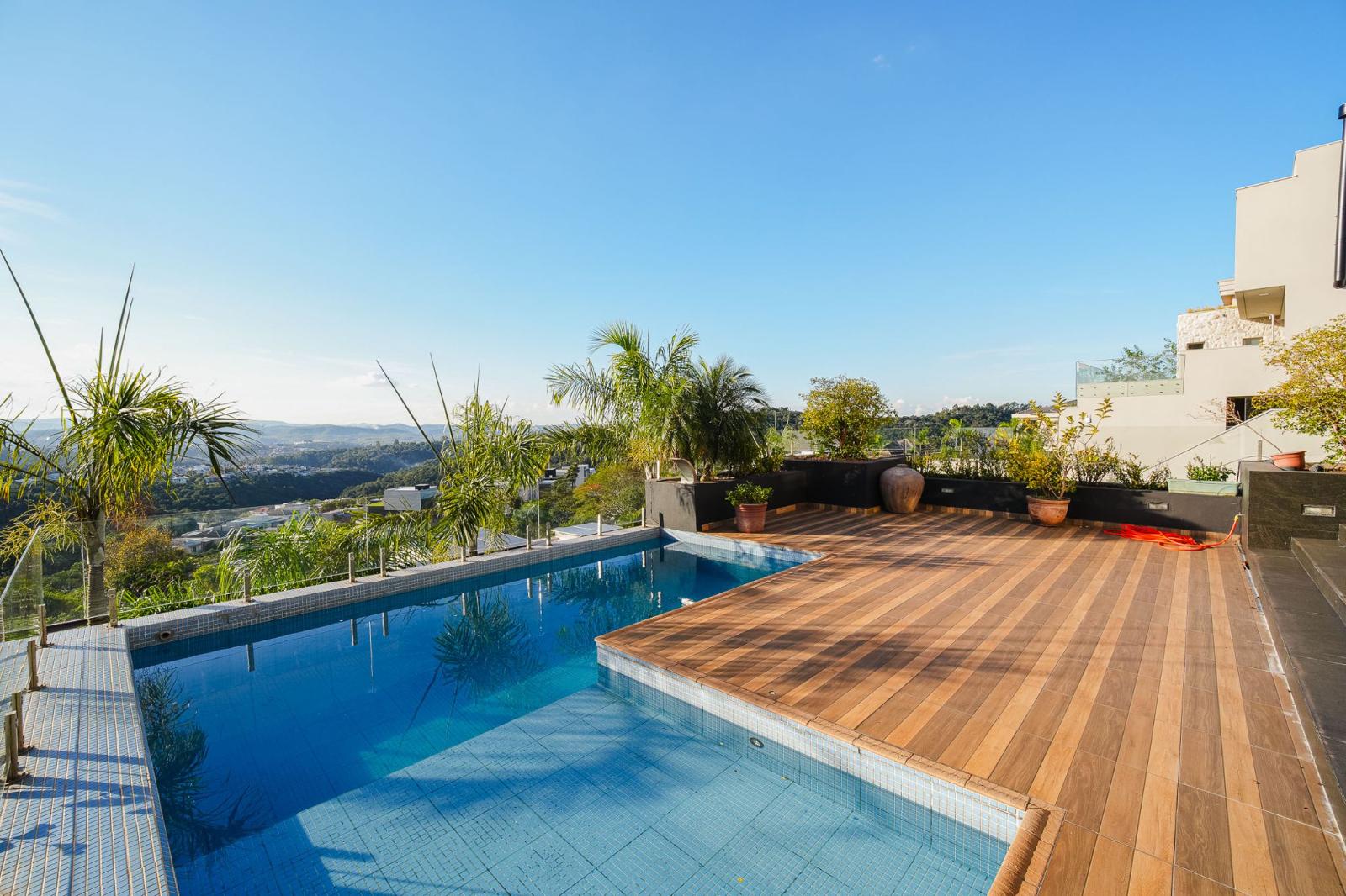 Sala de estar casa à venda em Genesis 2, Alphaville, Santana de Parnaíba — 4 suítes, 509 m² — imagem 2 de 18