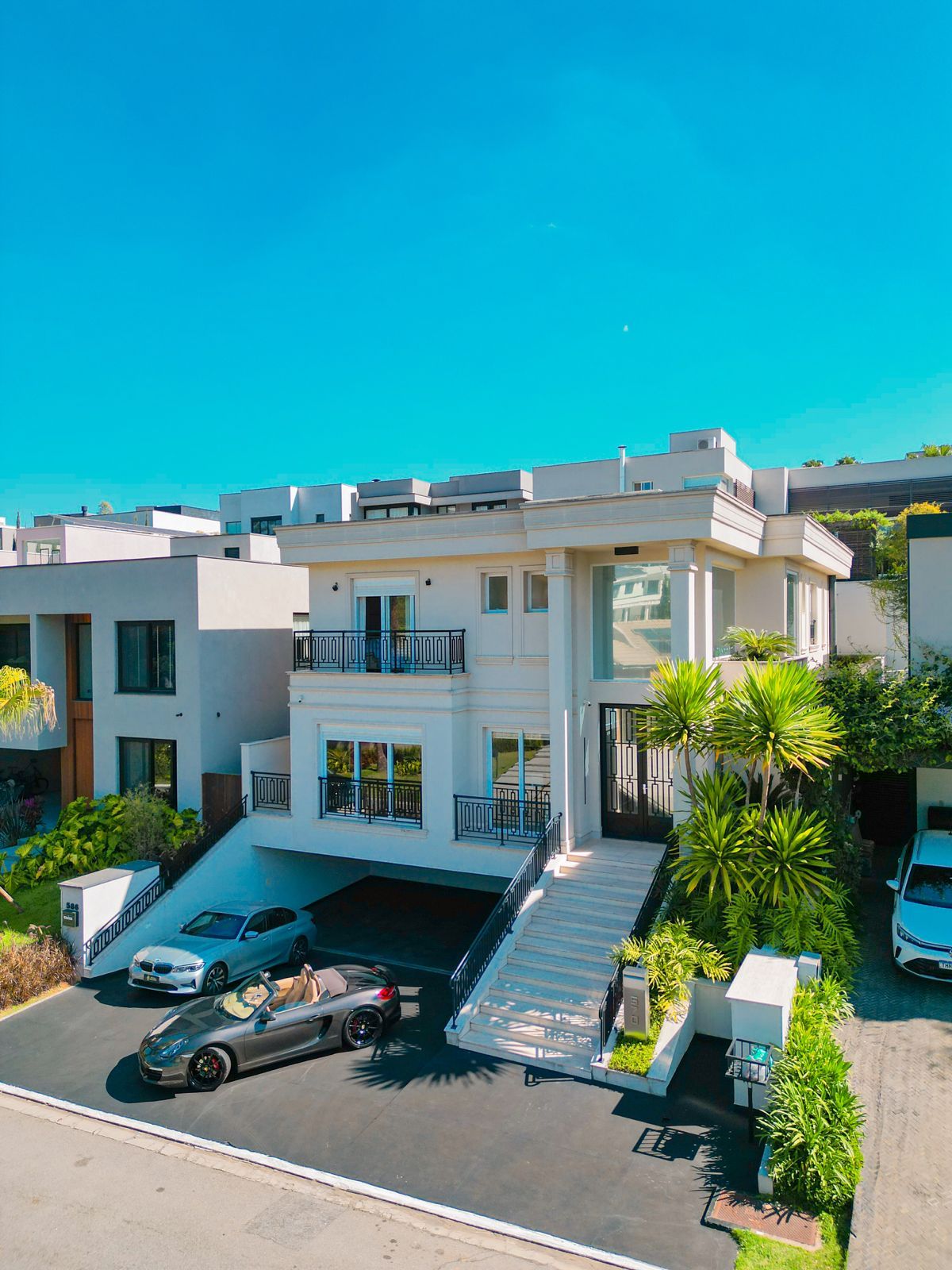 Sala de estar casa à venda em Villa Solaia , Alphaville, Barueri — 4 suítes, 420 m² — imagem 2 de 18