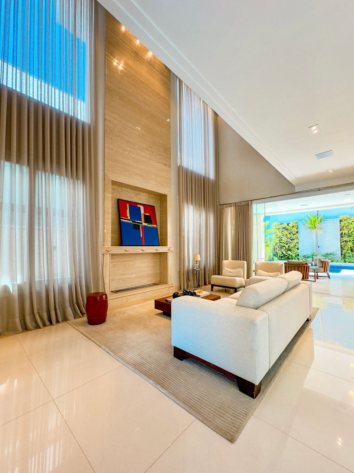 Piscina e área externa casa à venda em Villa Solaia , Alphaville, Barueri — 4 suítes, 420 m² — imagem 5 de 18