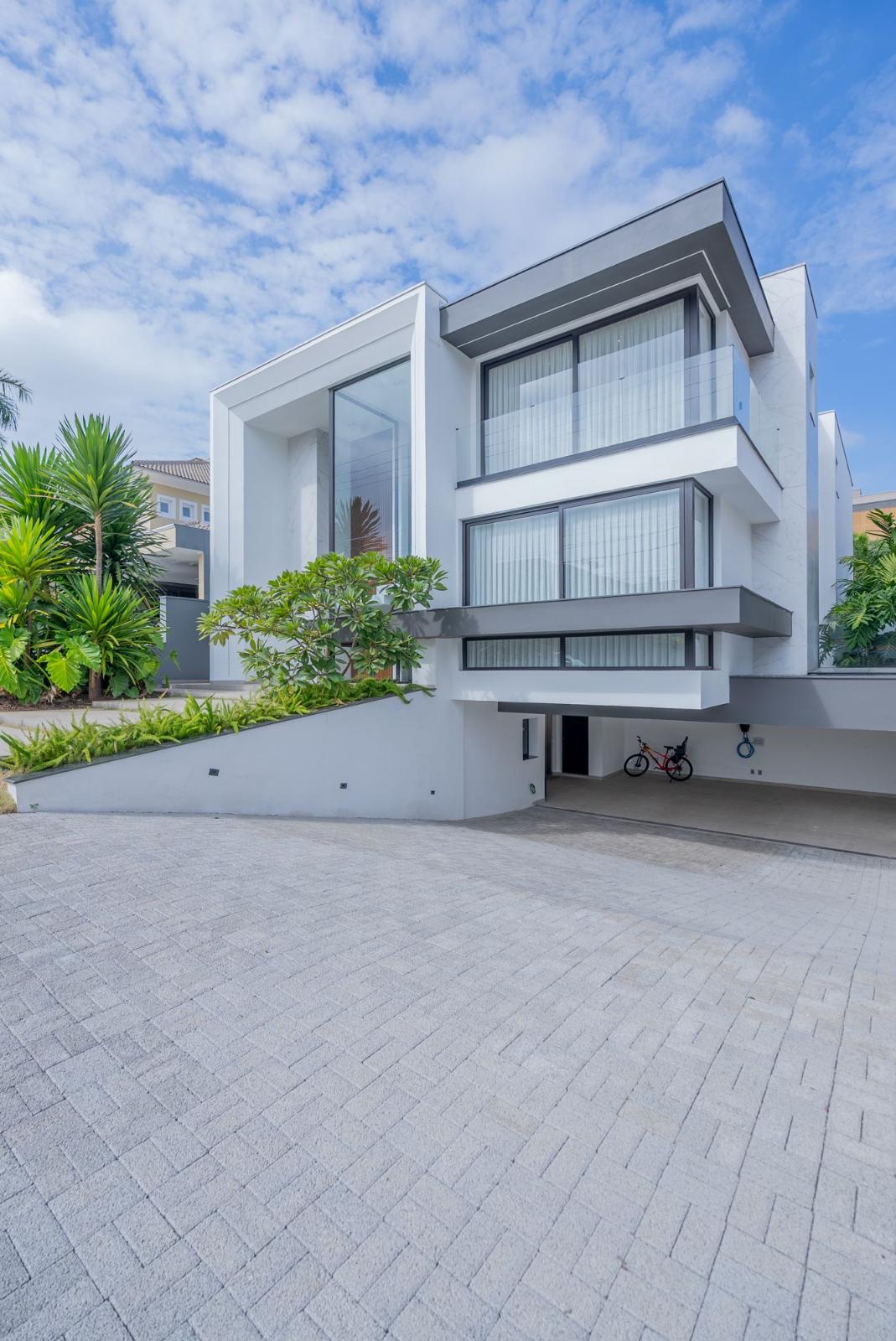 Sala de estar casa à venda em Alphaville Residencial 2, Alphaville, Barueri — 4 suítes, 560 m² — imagem 2 de 18