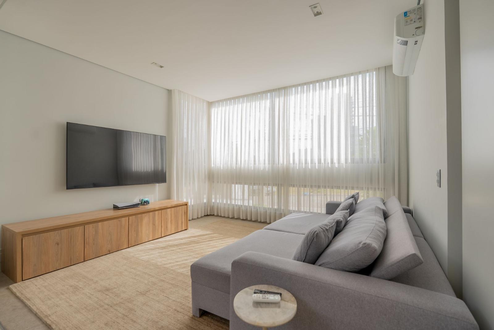 Área de convivência casa à venda em Alphaville Residencial 2, Alphaville, Barueri — 4 suítes, 560 m² — imagem 6 de 18