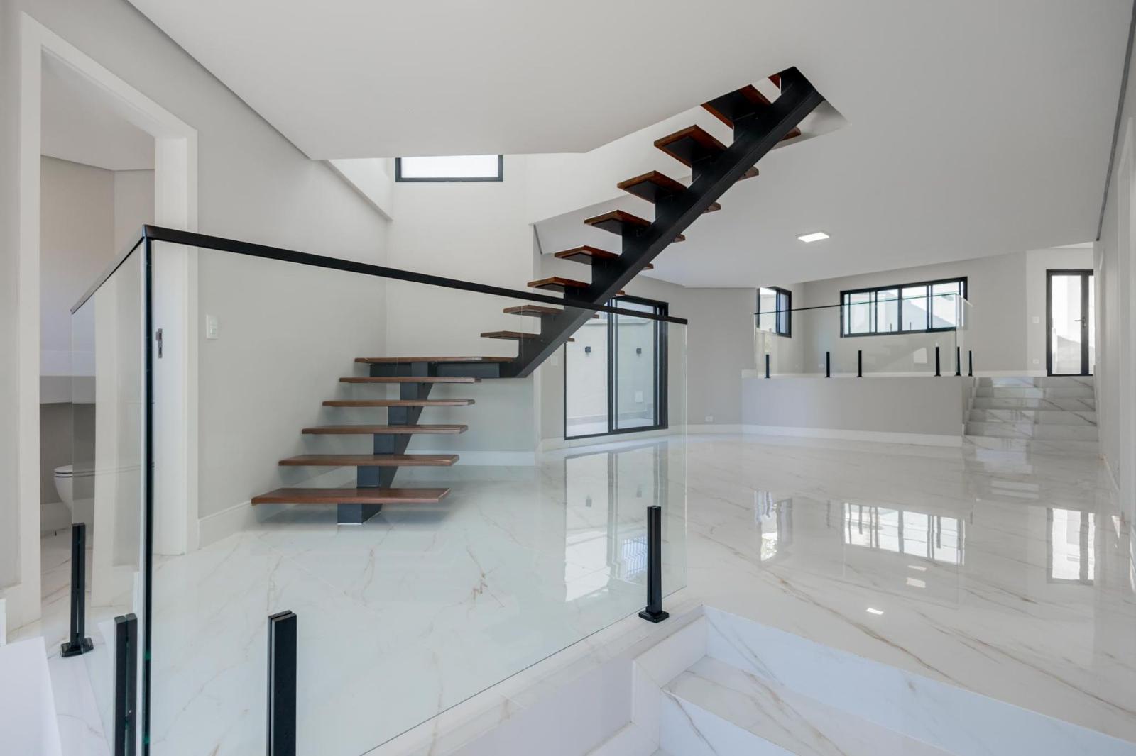 Piscina e área externa casa à venda em Alphaville Residencial 9, Alphaville, Santana de Parnaíba — 4 suítes, 460 m² — imagem 5 de 17