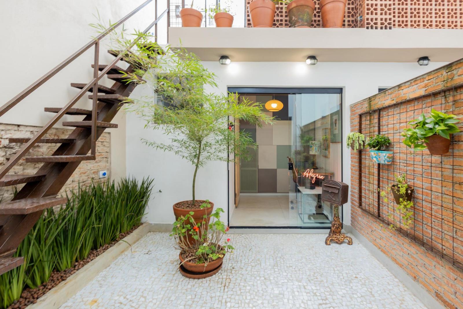 Sala de estar casa à venda em Brooklin Paulista, São Paulo — 2 dormitórios, 110 m² — imagem 2 de 16