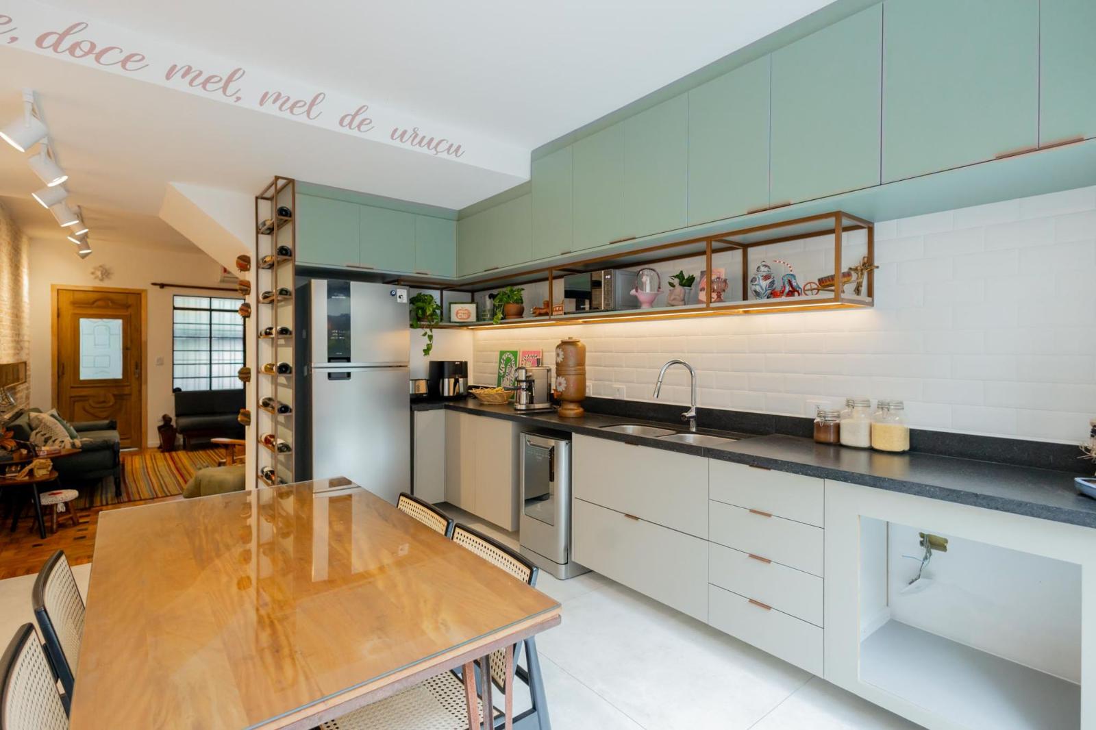 Cozinha e área gourmet casa à venda em Brooklin Paulista, São Paulo — 2 dormitórios, 110 m² — imagem 3 de 16