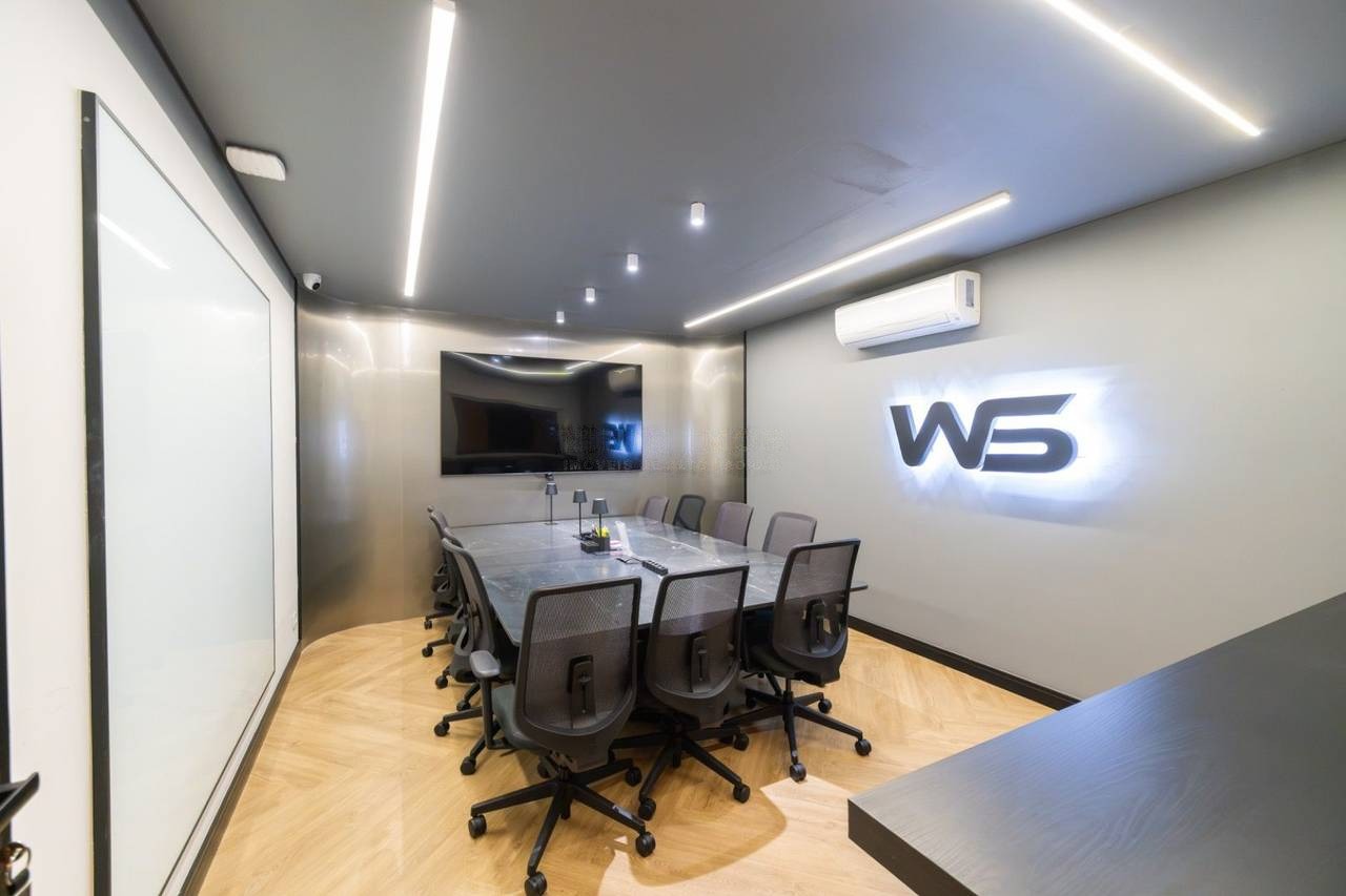 Área de convivência casa à venda em Residencial Tambore 1, Alphaville, Barueri — 9 suítes, 1800 m² — imagem 6 de 20