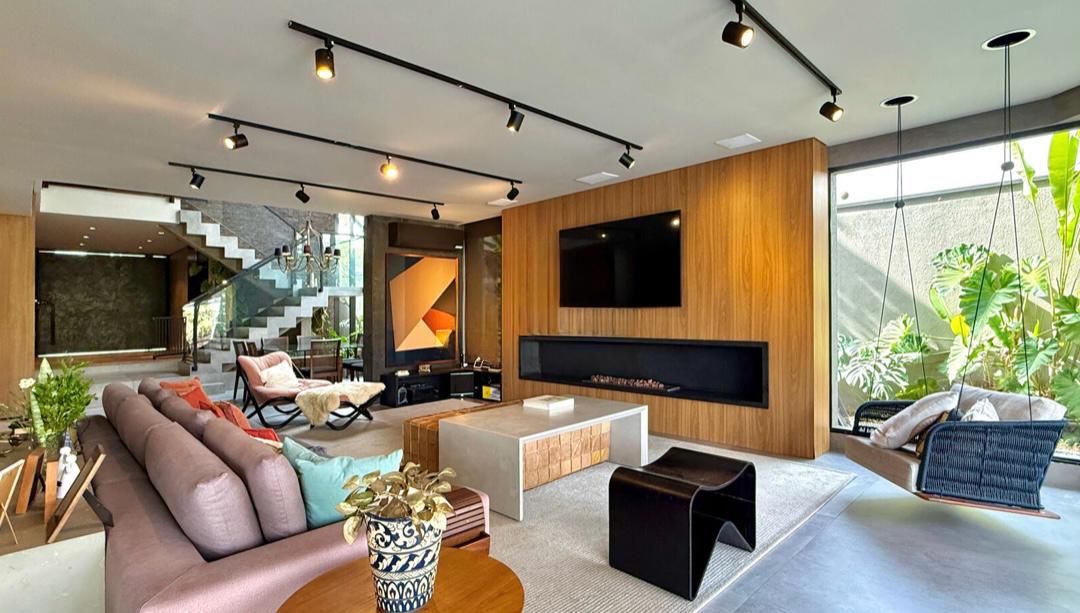 Área de convivência casa à venda em Alphaville Residencial 2, Alphaville, Barueri — 4 suítes, 560 m² — imagem 6 de 17