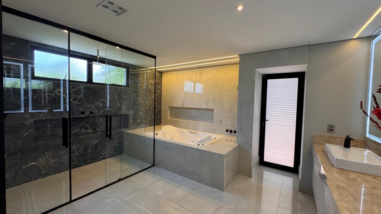 Área de convivência casa à venda em Alphaville Residencial 2, Alphaville, Barueri — 5 suítes, 1106 m² — imagem 6 de 30