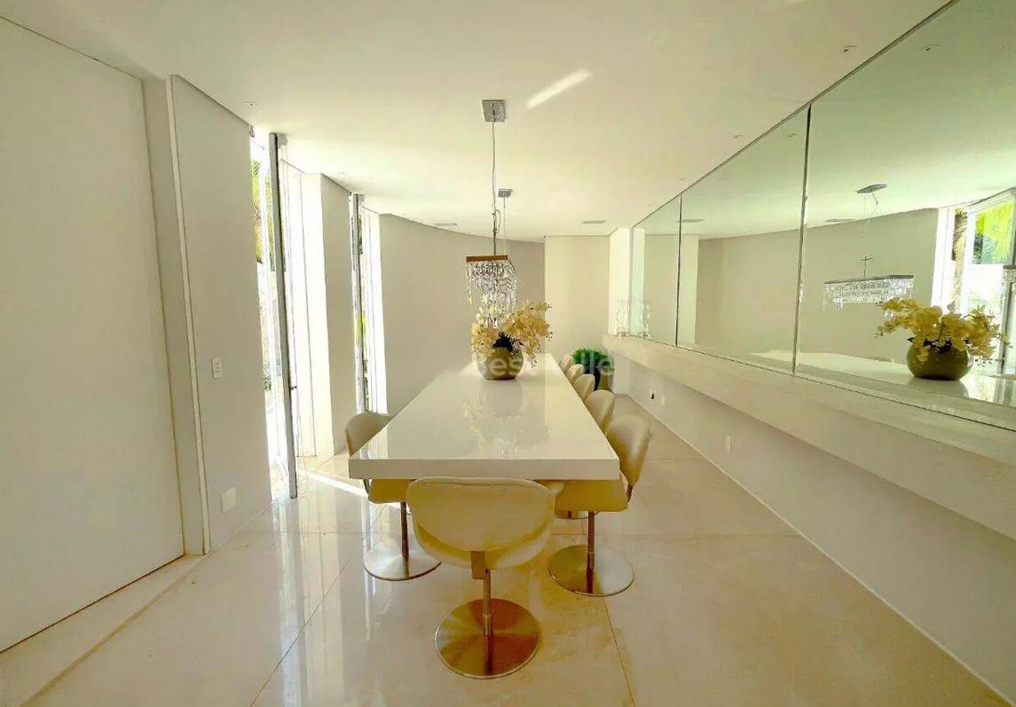 Sala de estar casa à venda em Alphaville Residencial 2, Alphaville, Barueri — 5 suítes, 1000 m² — imagem 2 de 30