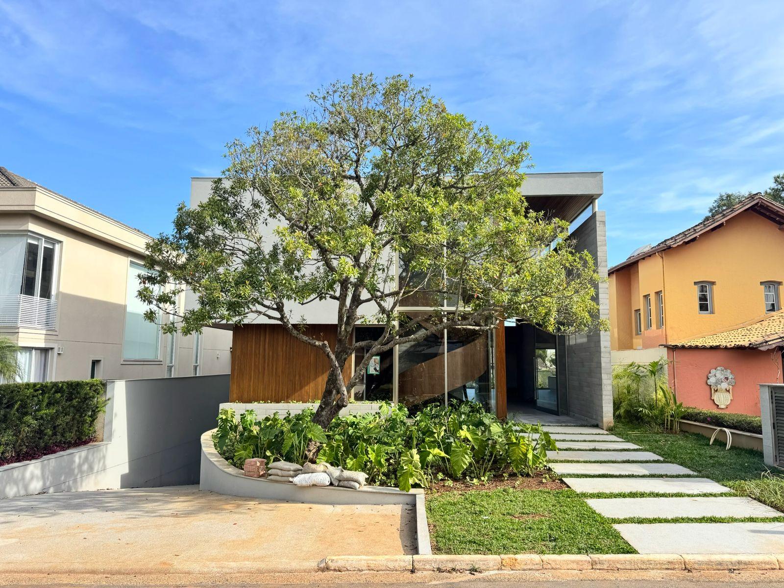 Cozinha e área gourmet casa à venda em Alphaville Residencial 2, Alphaville, Barueri — 4 suítes, 576 m² — imagem 3 de 10