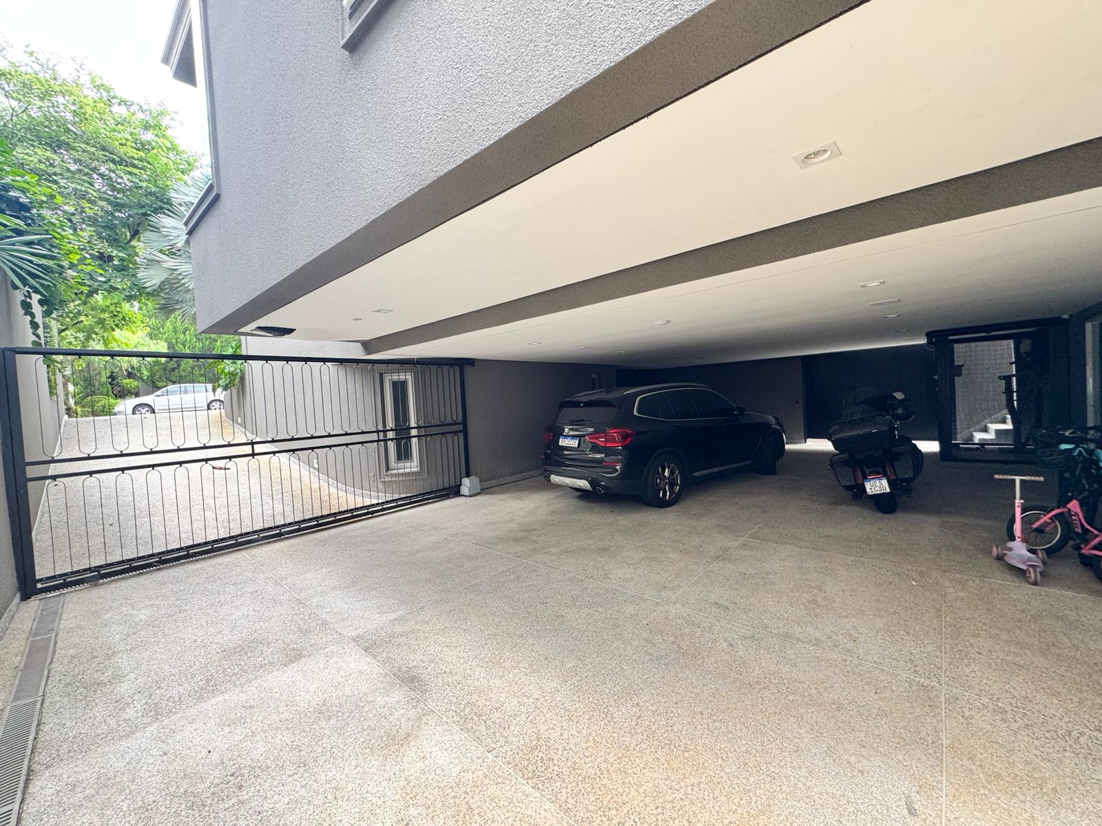 Cozinha e área gourmet casa à venda em Alpha Conde II, Alphaville, Barueri — 4 suítes, 463 m² — imagem 3 de 30