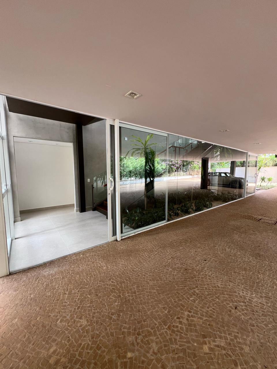Piscina e área externa casa à venda em Melville , Alphaville, Barueri — 4 suítes, 1100 m² — imagem 5 de 22