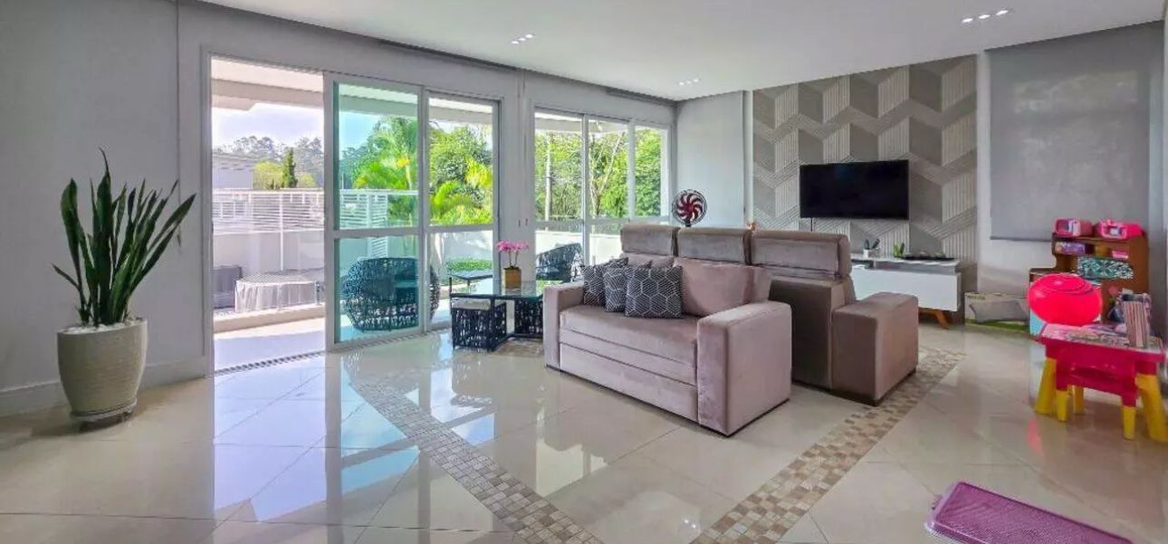 Área de convivência casa à venda em Alpha Conde II, Alphaville, Barueri — 4 suítes, 537 m² — imagem 6 de 30