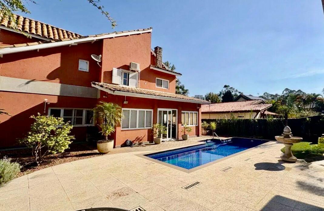 Fachada casa à venda em Alphaville Residencial 2, Alphaville, Barueri — 2 suítes, 643 m² — imagem 1 de 23