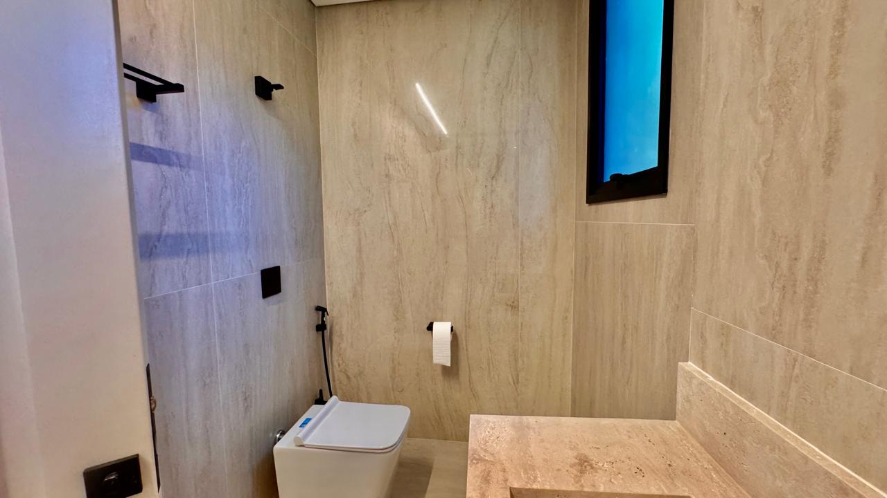 Sala de estar casa à venda em Residencial Tambore 10 , Alphaville, Barueri — 4 suítes, 646 m² — imagem 2 de 30