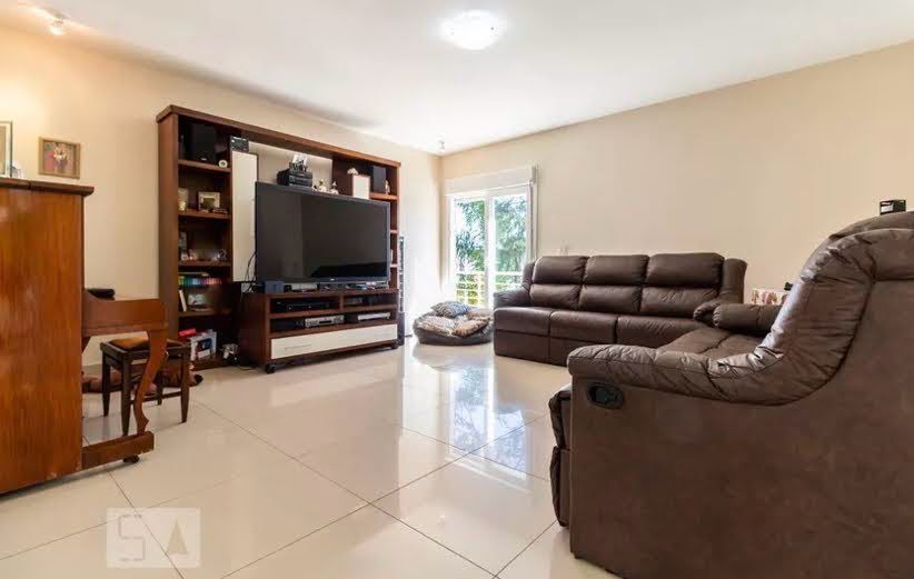 Suíte principal casa à venda em Alphaville Residencial 11, Alphaville, Barueri — 4 suítes, 560 m² — imagem 4 de 17