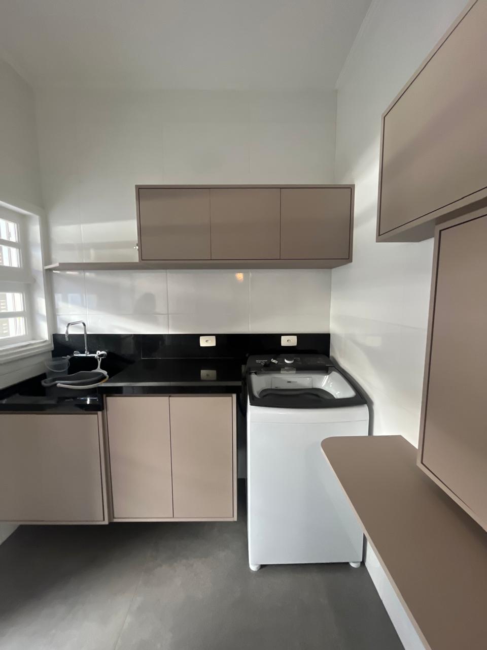 Suíte principal casa para alugar em Alphaville Residencial 10, Alphaville, Santana de Parnaíba — 4 dormitórios, 340 m² — imagem 4 de 28