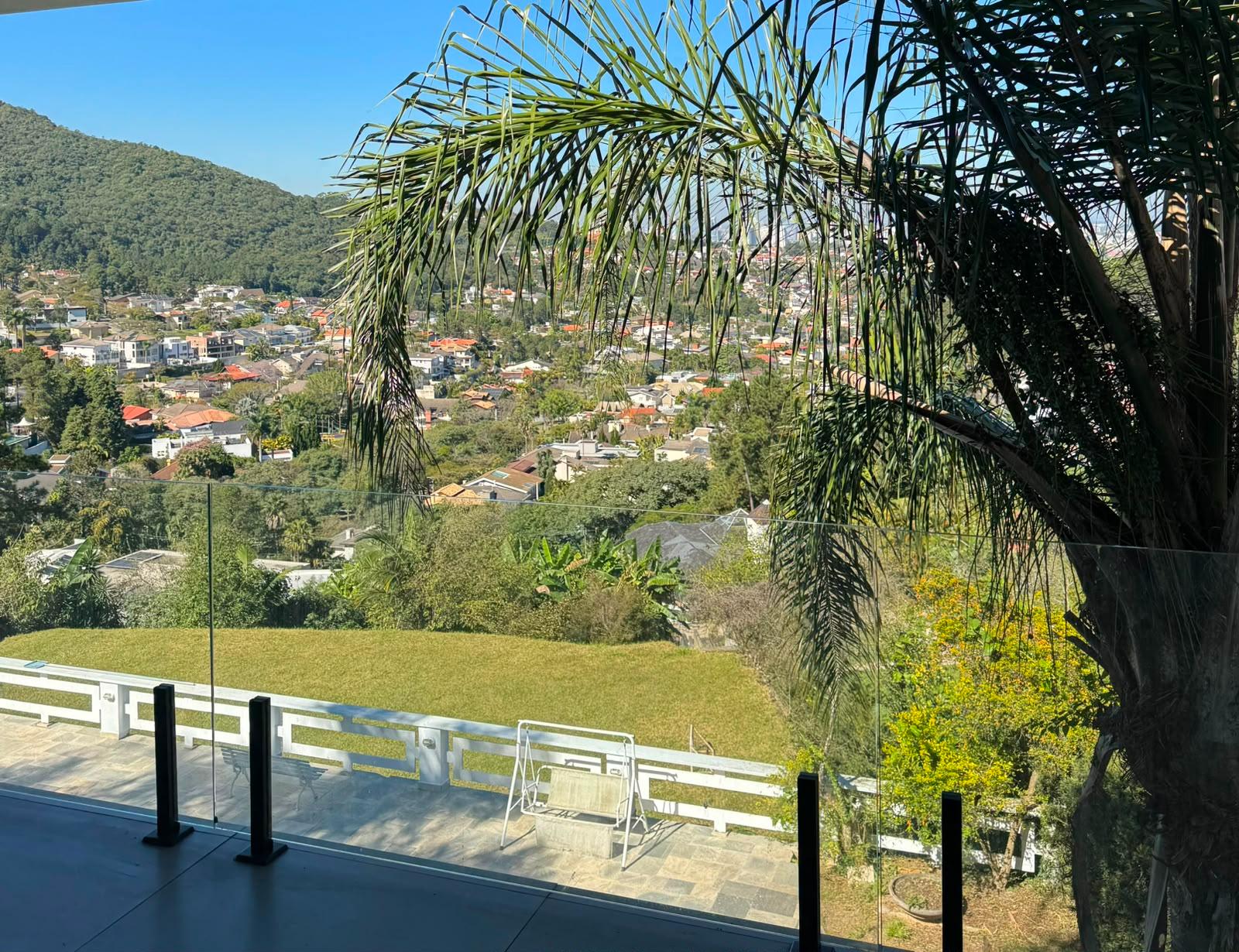 Cozinha e área gourmet casa para alugar em Alphaville Residencial 10, Alphaville, Santana de Parnaíba — imagem 3 de 21