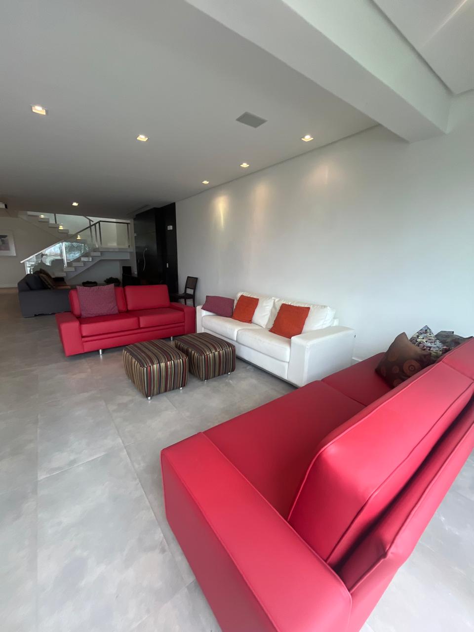 Suíte principal casa para alugar em Villa Solaia , Alphaville, Barueri — 4 dormitórios — imagem 4 de 30