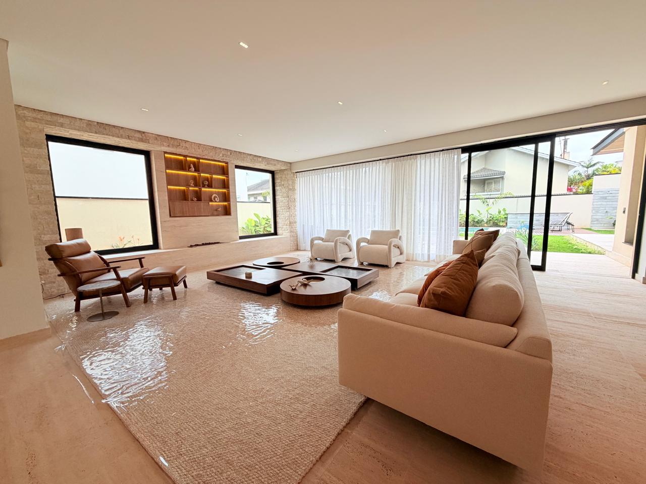 Cozinha e área gourmet casa à venda em Alphaville Residencial 1, Alphaville, Barueri — 5 suítes, 840 m² — imagem 3 de 15