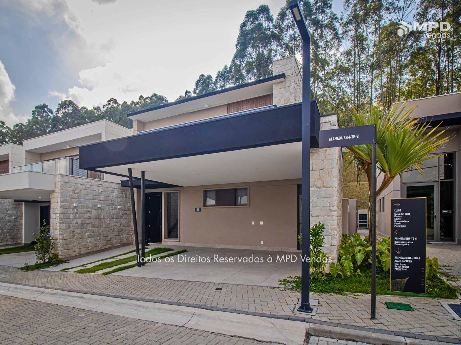 Sala de estar casa à venda em Condominio Singular, Alphaville, Santana de Parnaíba — 3 suítes, 230 m² — imagem 2 de 25