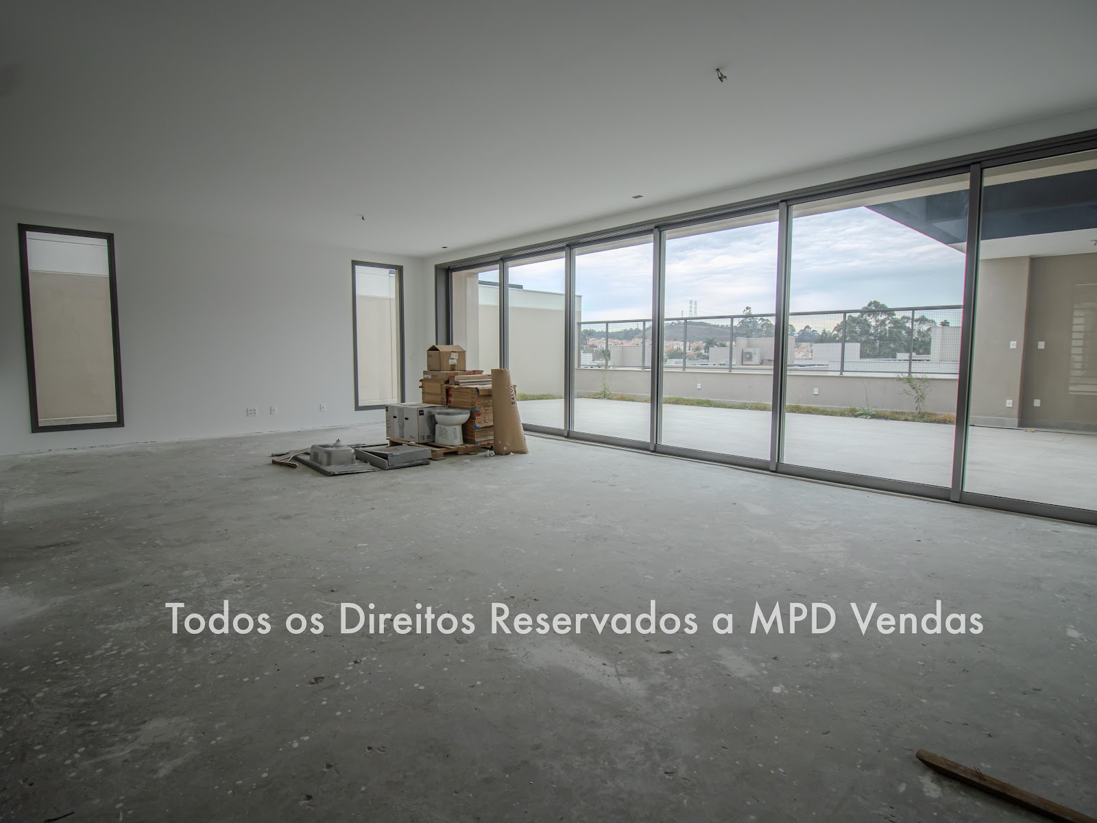 Área de convivência casa à venda em Condominio Singular, Alphaville, Santana de Parnaíba — 3 suítes, 310 m² — imagem 6 de 30