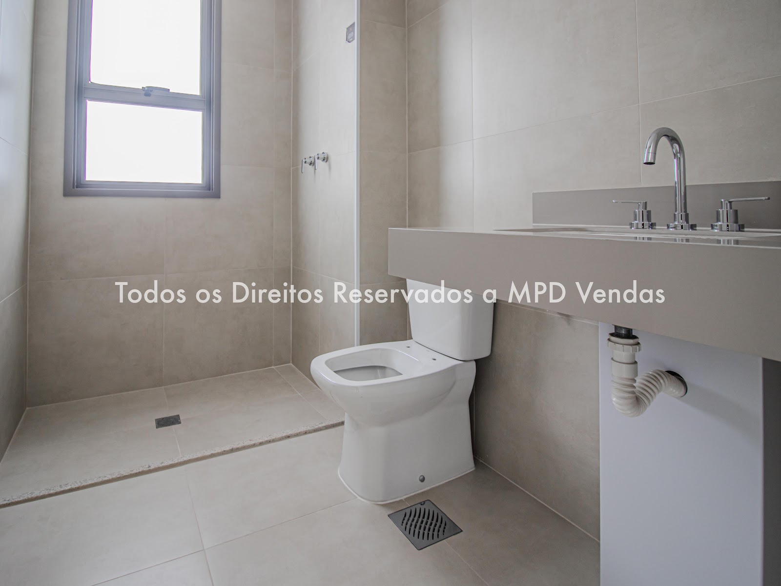 Sala de estar casa à venda em Condominio Singular, Alphaville, Santana de Parnaíba — 3 suítes, 230 m² — imagem 2 de 23