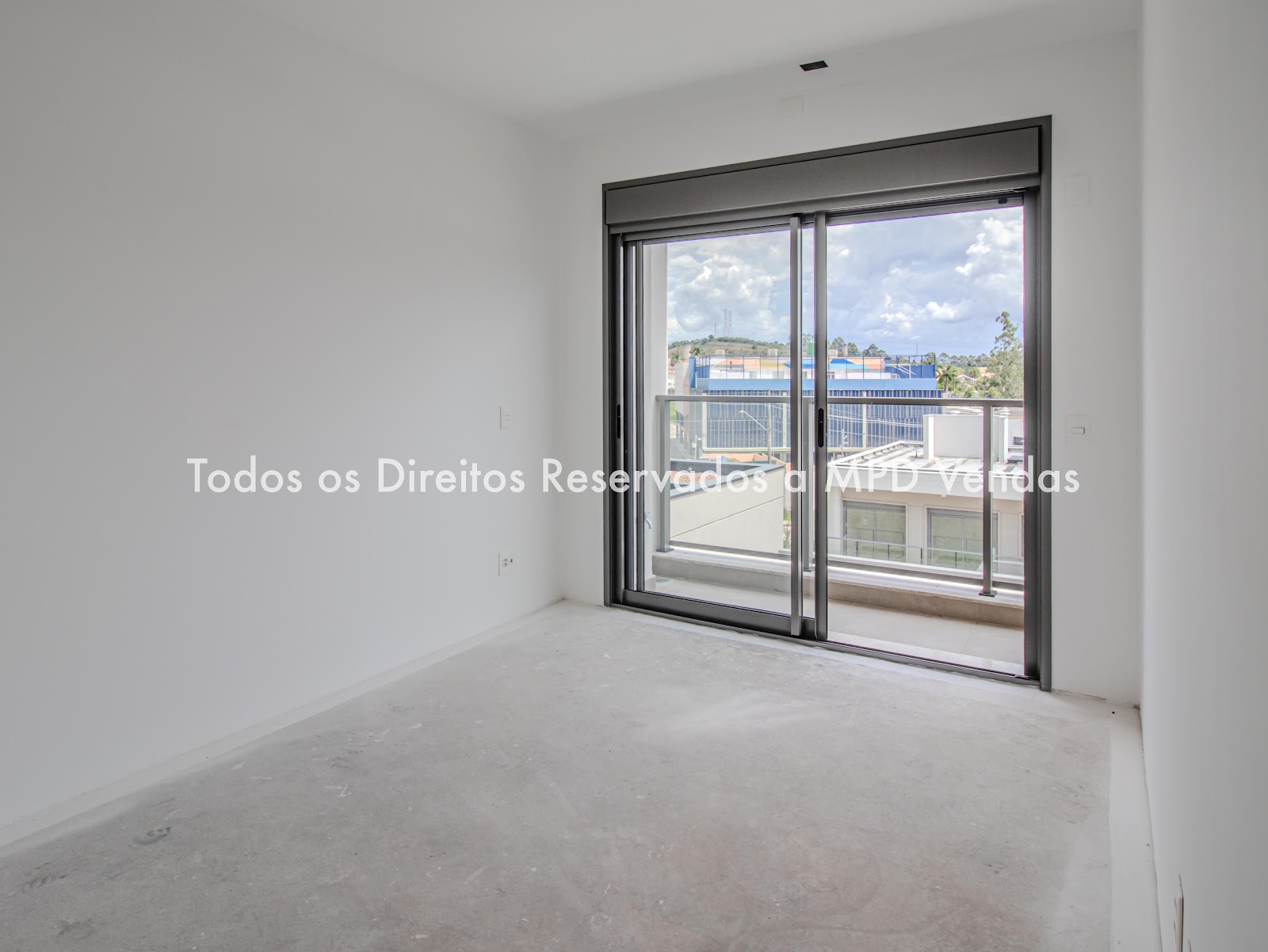 Área de convivência casa à venda em Condominio Singular, Alphaville, Santana de Parnaíba — 3 suítes, 230 m² — imagem 6 de 23